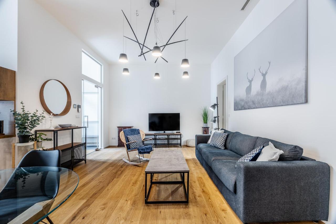Elegant Apartments Located In The Centre Of Praag Buitenkant foto